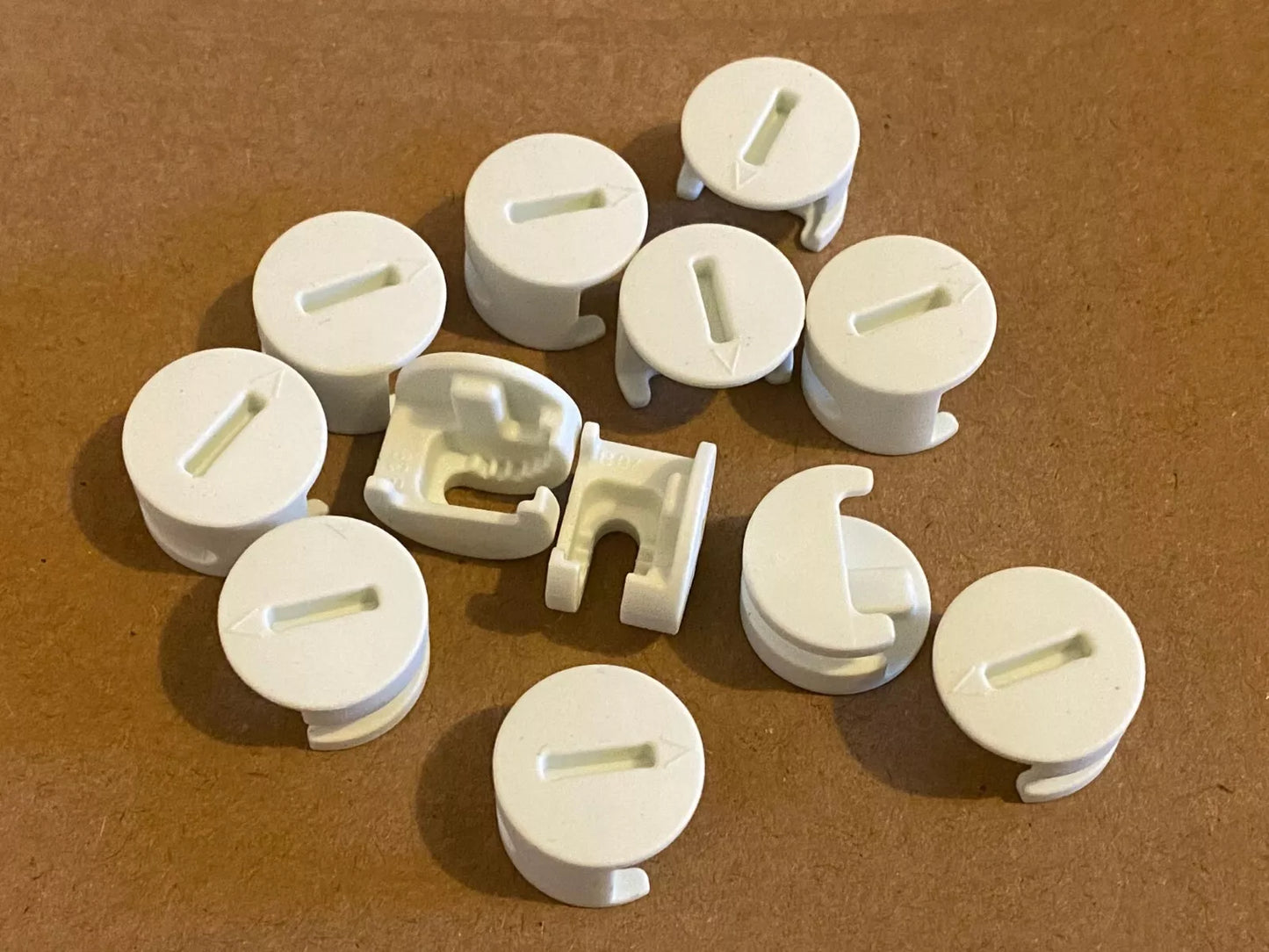 Pack of 8 white cam lock connector housings 119030. Replacement ø15mm part for assembling IKEA flat-pack furniture (replaces 131361).