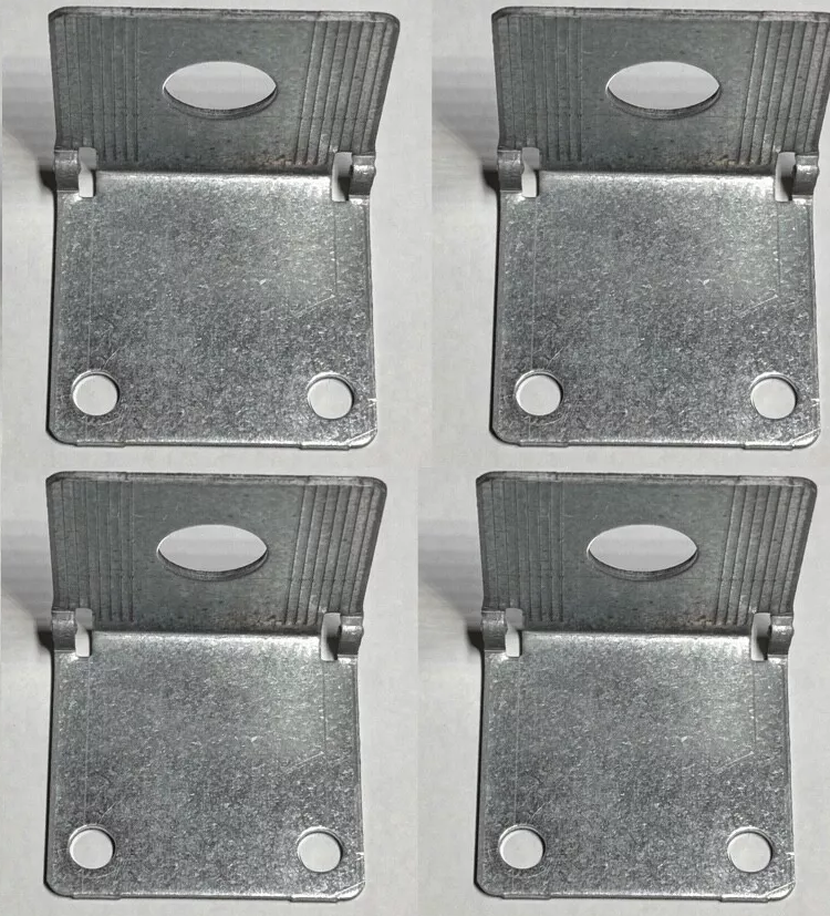 Foto von 2 Sets IKEA Schrägaufhängungen / Stahl-Befestigungswinkeln – Artikelnummer 144342